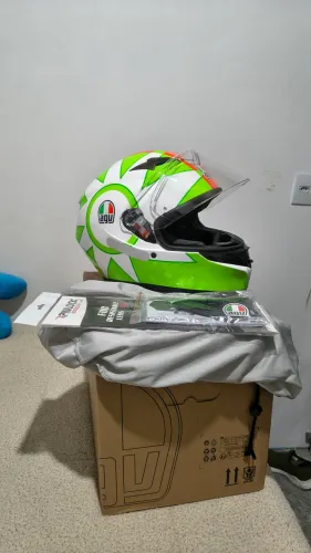 Capacete AGV