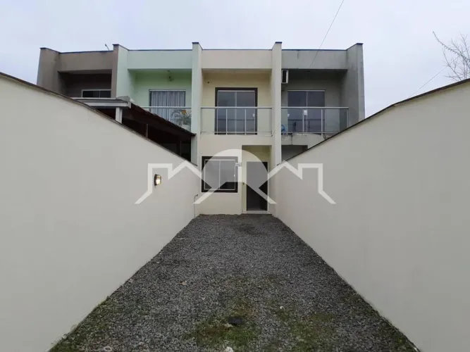 Sobrado Geminado com 2 Quartos no Paranaguamirim