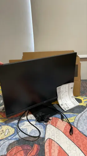 Aceito trocas. Monitor LG 24 polegadas 100hz (3 meses de uso)