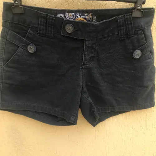 Short Marinho Clássico da Hering
