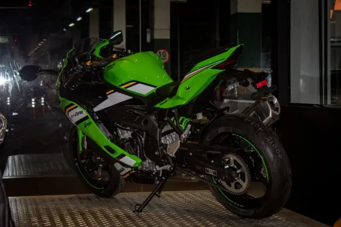 KAWASAKI ZX-4RR