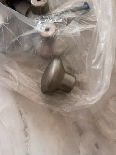 Puxadores metálicos cozinha
