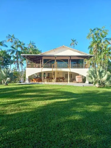 Fazenda à venda, 6 quartos, 3 suítes, 5 vagas, Centro - Três Marias/MG