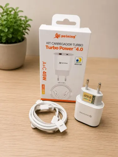 Carregar turbo 45-W USB 4.0