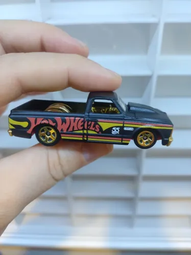 Hotwheels Caminhonete 67 Chevy C10 55 Anos