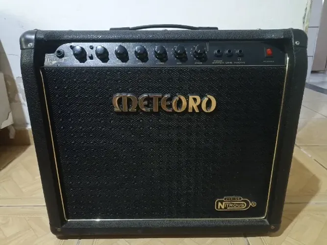 Amplificador meteoro 210-gs *P SAIR HJ*