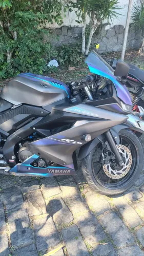 Vendo R15 Camaleão
