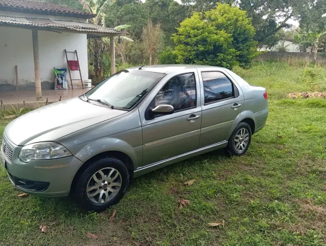 Fiat Siena Tetrafuel 1.4 MPI Fire Flex 8V 4P 2008