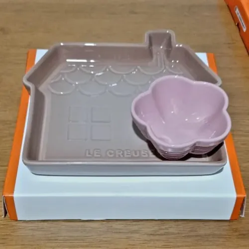 Prato Capuccino ''Lar Doce Lar'' Edição Especial Le Creuset