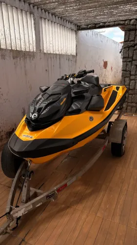 Jet Ski Sea Doo