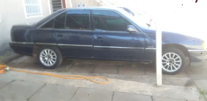 Chevrolet Omega GLS 2.2 / 2.0 (álcool) 1994
