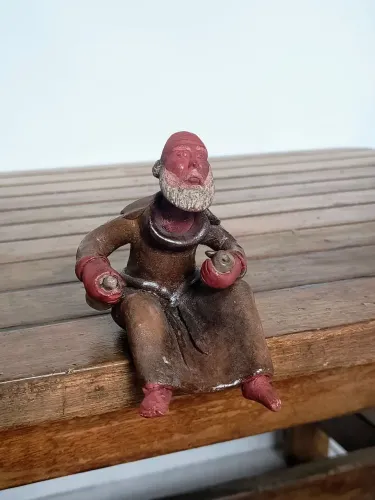 frade bêbado arte sacra escultura antiga antiquario decoração incensário cerâmica estatua