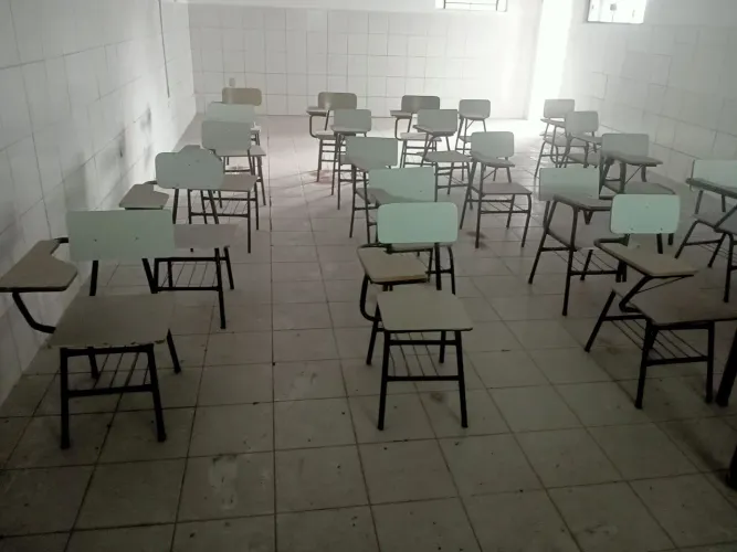 Cadeiras escolar