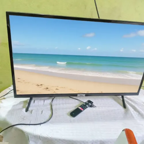 TV Smart TCL/ Semp Toshiba 32 polegadas - Android 