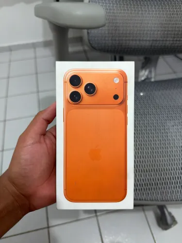 IPHONE 17 PROMAX LACRADO LARANJA 256GB ?