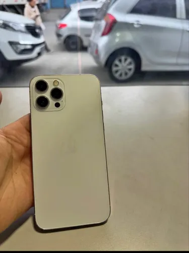 Iphone 12 pro MAX hoje sai por $1.700