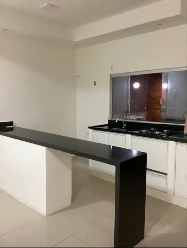 Alugo casa  1.800