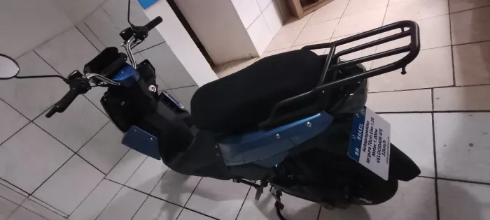 Jet 1000 da moto chefe 