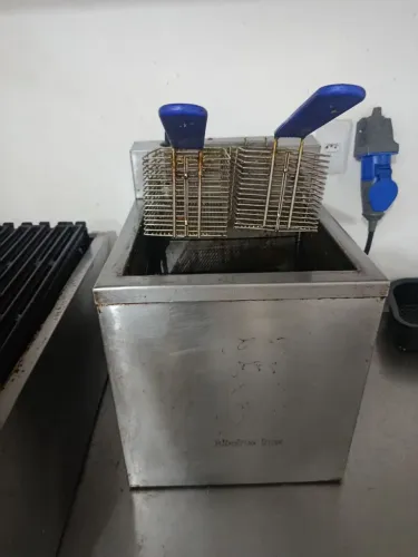Fritadeira elétrica 23L Água e Óleo