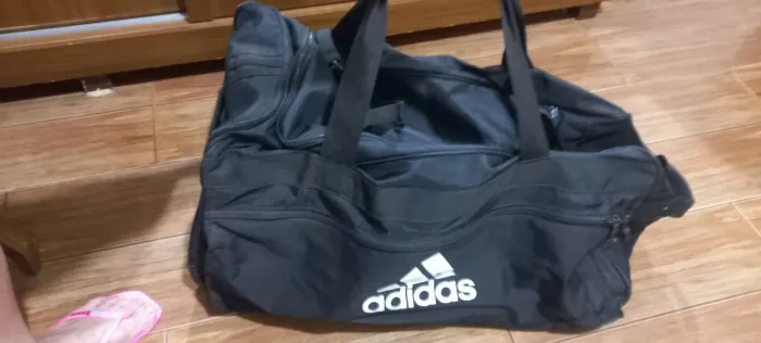 Mochila grande de rodinhas. Adidas
