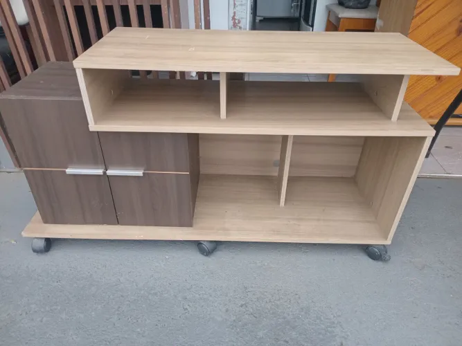 Rack 1,15cm em bom estado. (Entrego)