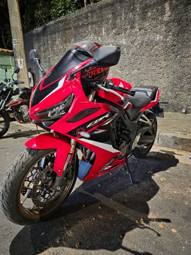 CBR650R 