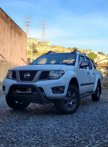 Nissan Frontier SV At.cd 4X4 2.5 TB Diesel Mec. 2015