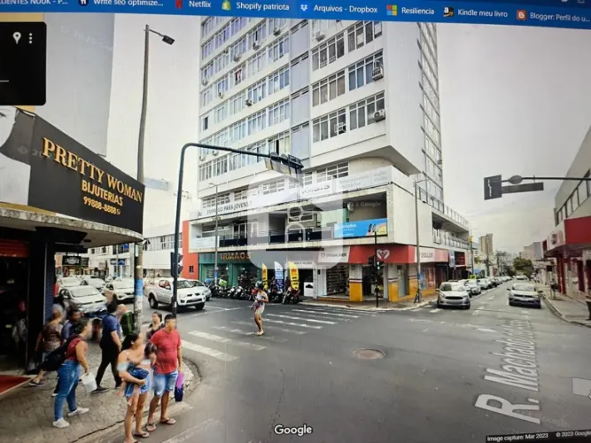 Sala Comercial á Venda no Centro