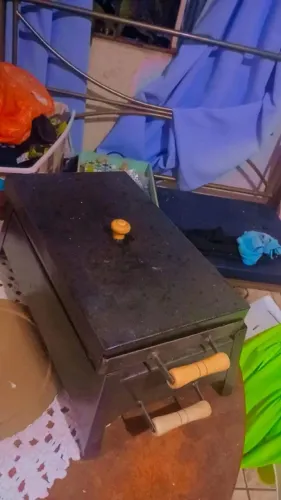 Vendo churrasqueira ecológica a álcool 