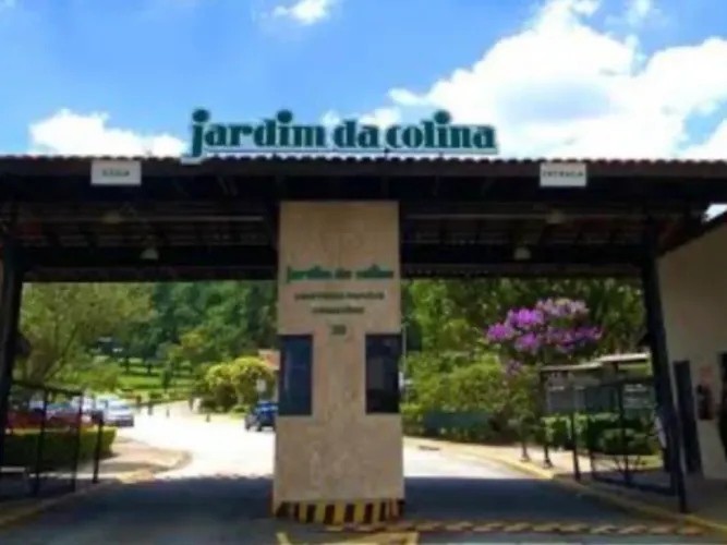 Jazido com 3 gavetas, limpo e documentação em dia