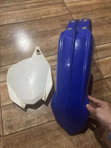 Number plate e Paralama dianteiro Yamaha YZ