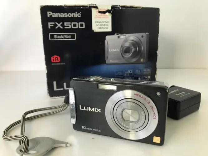 Lumix FX500