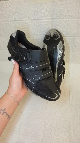 Sapatilha Ciclismo MTB n 42 Brasil NOVA
