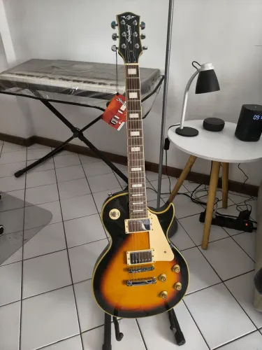 Guitarra Les Paul Strinberg 