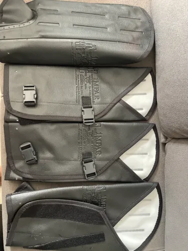 Perneira de cobra Nova 2 pares