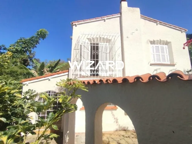 Casa para alugar 300m² · 5 quartos · 1 vaga no Pacaembu