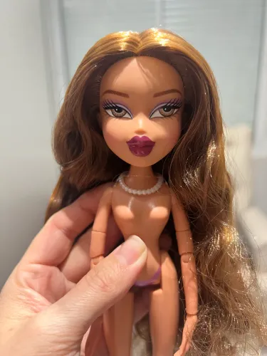 Boneca Bratz Yasmin Goin Out 
