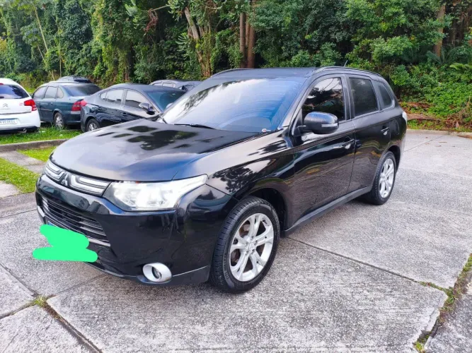 Mitsubishi Outlander 2.0 16V 160cv Aut. 2014