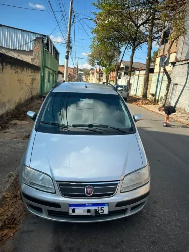 Fiat Idea ELX 1.4 MPI Fire Flex 8V 5P 2010