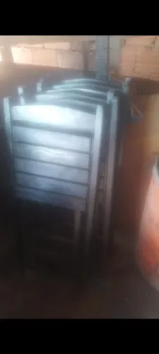 Cadeiras dobráveis altas
