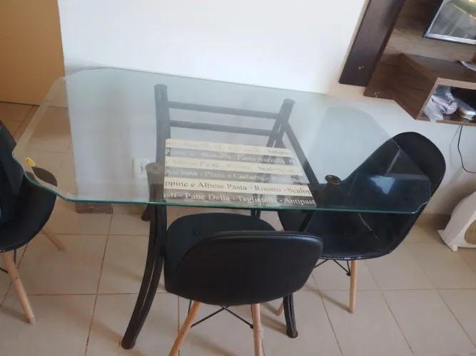 Mesa de jantar 100