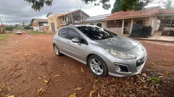Peugeot 308 Allure 2.0 Flex 16V 5P Aut. 2013