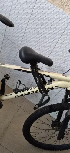 Assento de bicicleta para crianca