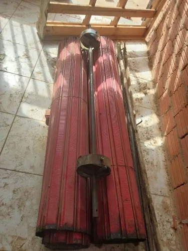 Vendo duas portas de aço