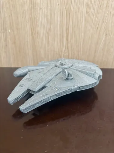 Millenium Falcon 3d