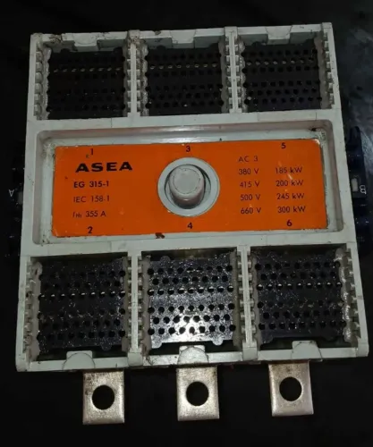 CONTATOR USADO ,BOBINA 220VCA,300 AMPERES