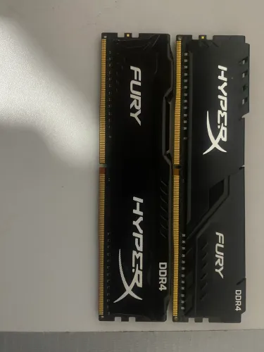 HyperX Fury DDR4 8 GB 2400 (2 pentes)
