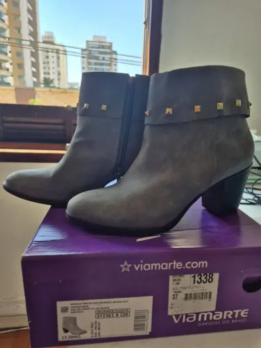Bota viamarte cinza