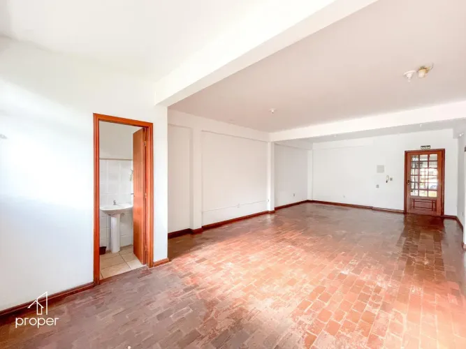 Sala para alugar na Quinze de Novembro - Pelotas/RS
