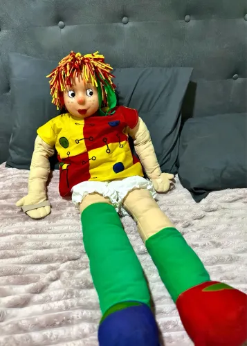 Boneca Emília ano 2000